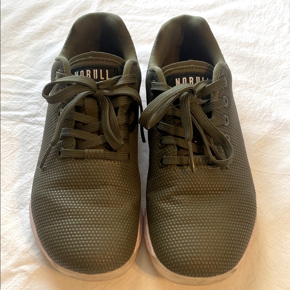 NOBULL Green Athletic Shoes with Breathable Mesh and White Sole